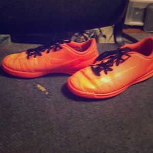 Size 6 Nike’s kids